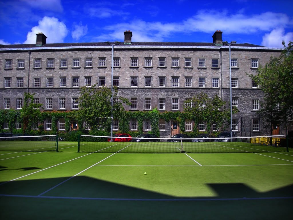 tennis courts at Trinity College Dublin